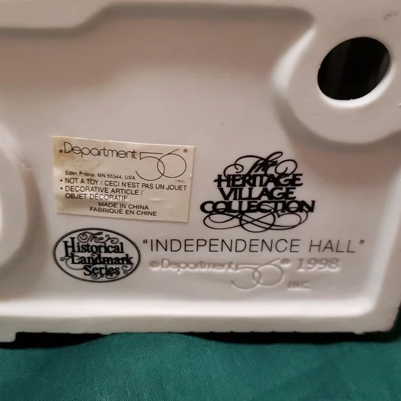 Department 56 Independence Hall - Picture 12 of 17